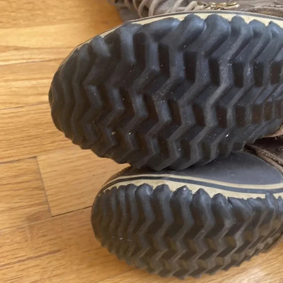 SOREL Conquest Carly Boots Sorel  sz 6 lace up great pre owned condition - Picture 4 of 8